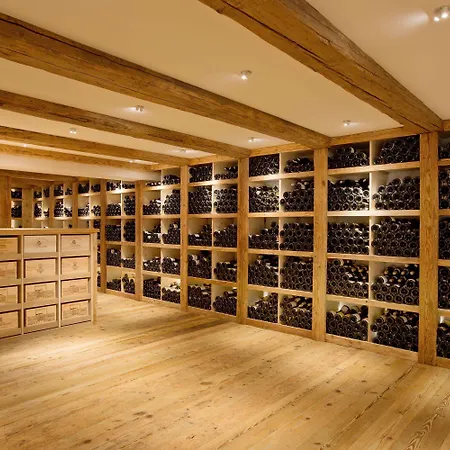 Burg Vital فندق ليش ام ارلبرغ