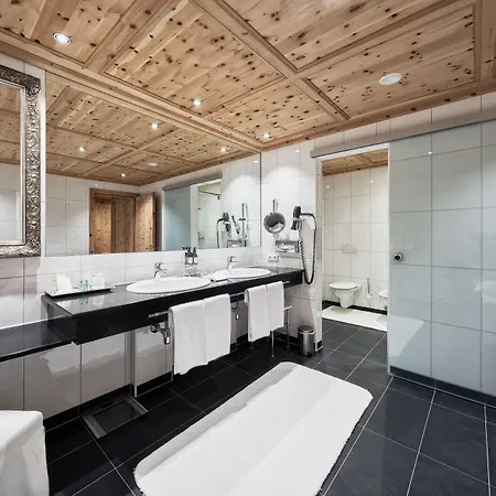 Hotel Burg Vital Lech am Arlberg